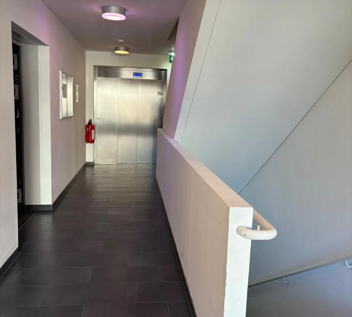 Apartment Between Old Danube And Danube Center - New, Quiet And Modern Vienna