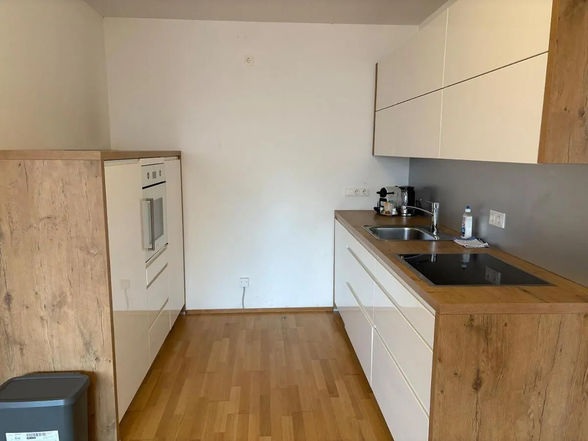 Apartment Between Old Danube And Danube Center - New, Quiet And Modern Vienna