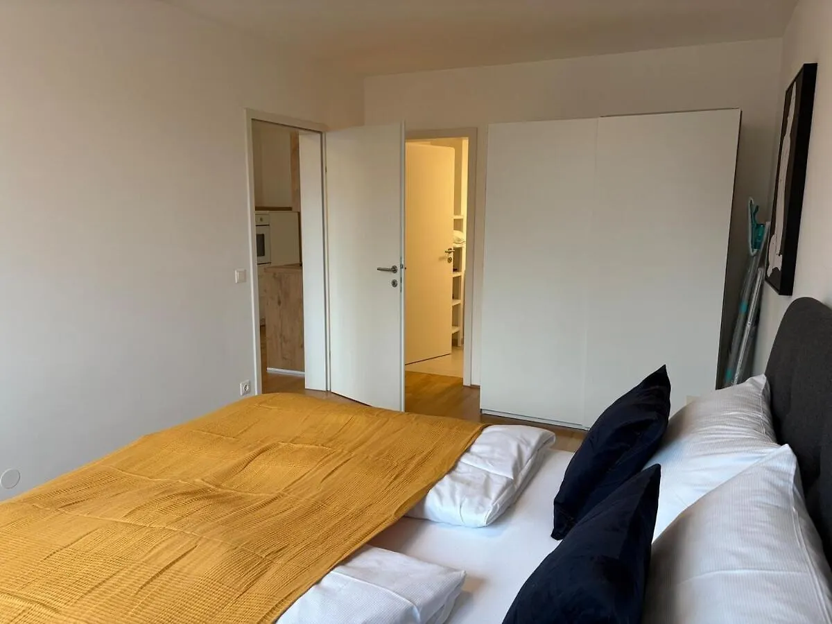 Apartment Between Old Danube And Danube Center - New, Quiet And Modern Vienna Austria