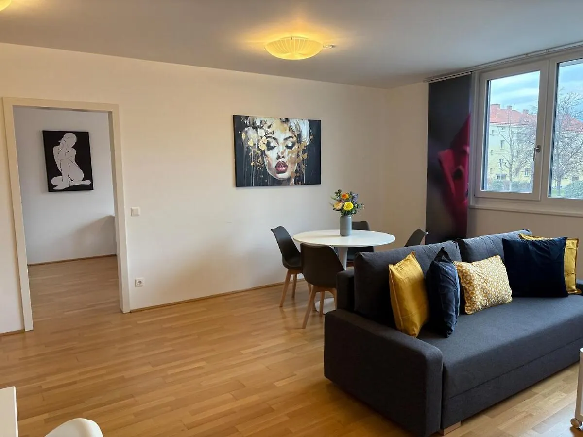Apartment Between Old Danube And Danube Center - New, Quiet And Modern Vienna Austria