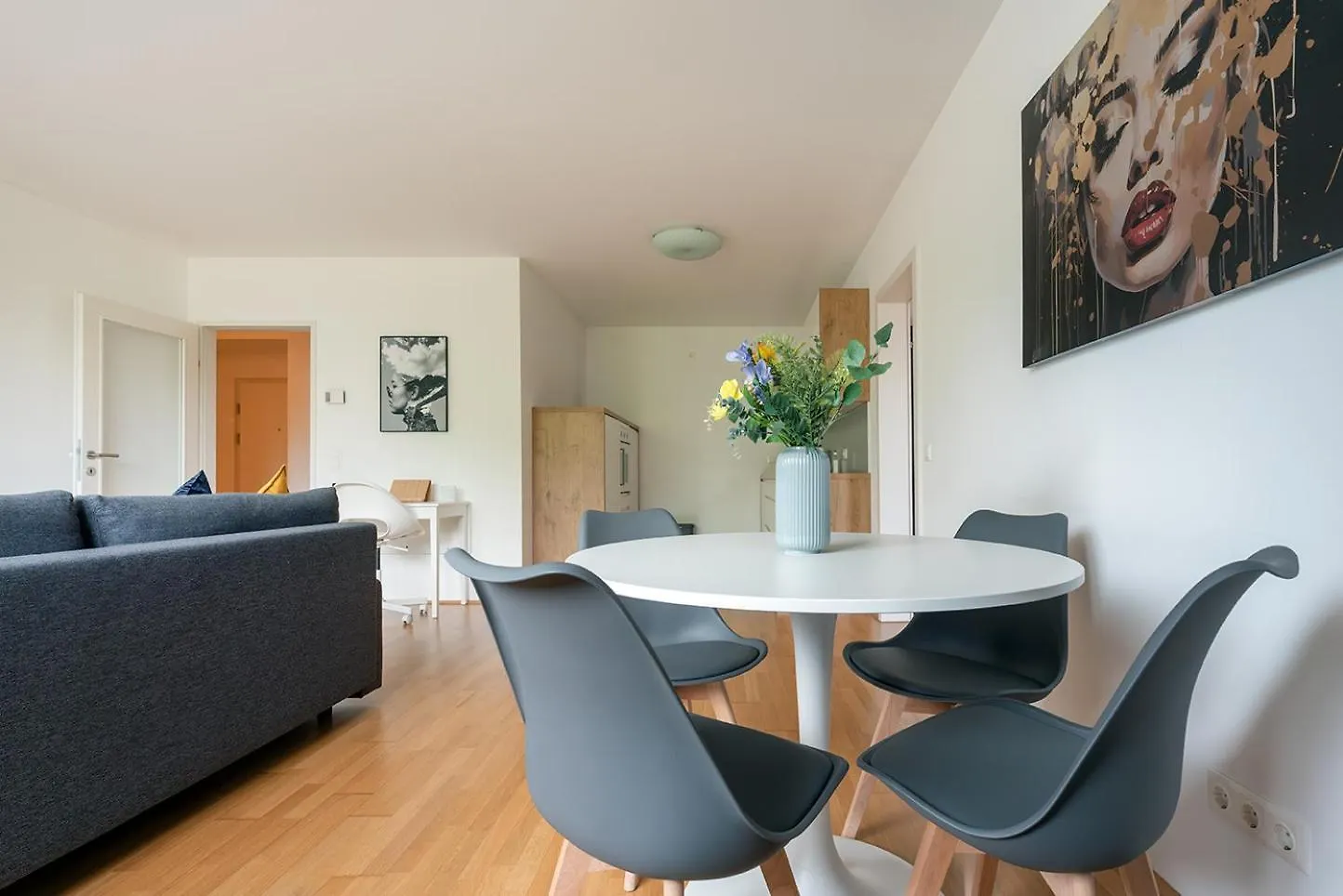Apartment Between Old Danube And Danube Center - New, Quiet And Modern Vienna