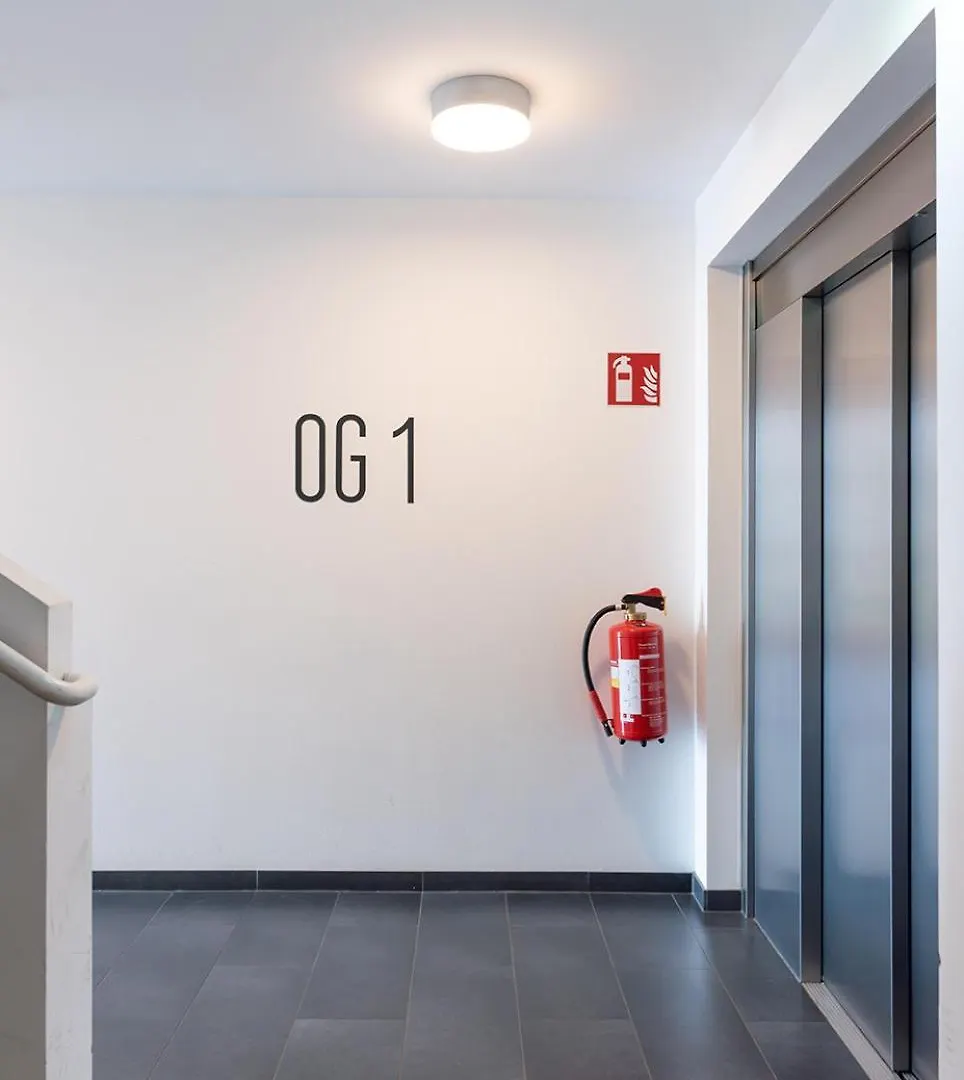 Between Old Danube And Danube Center - New, Quiet And Modern Vienna Apartment