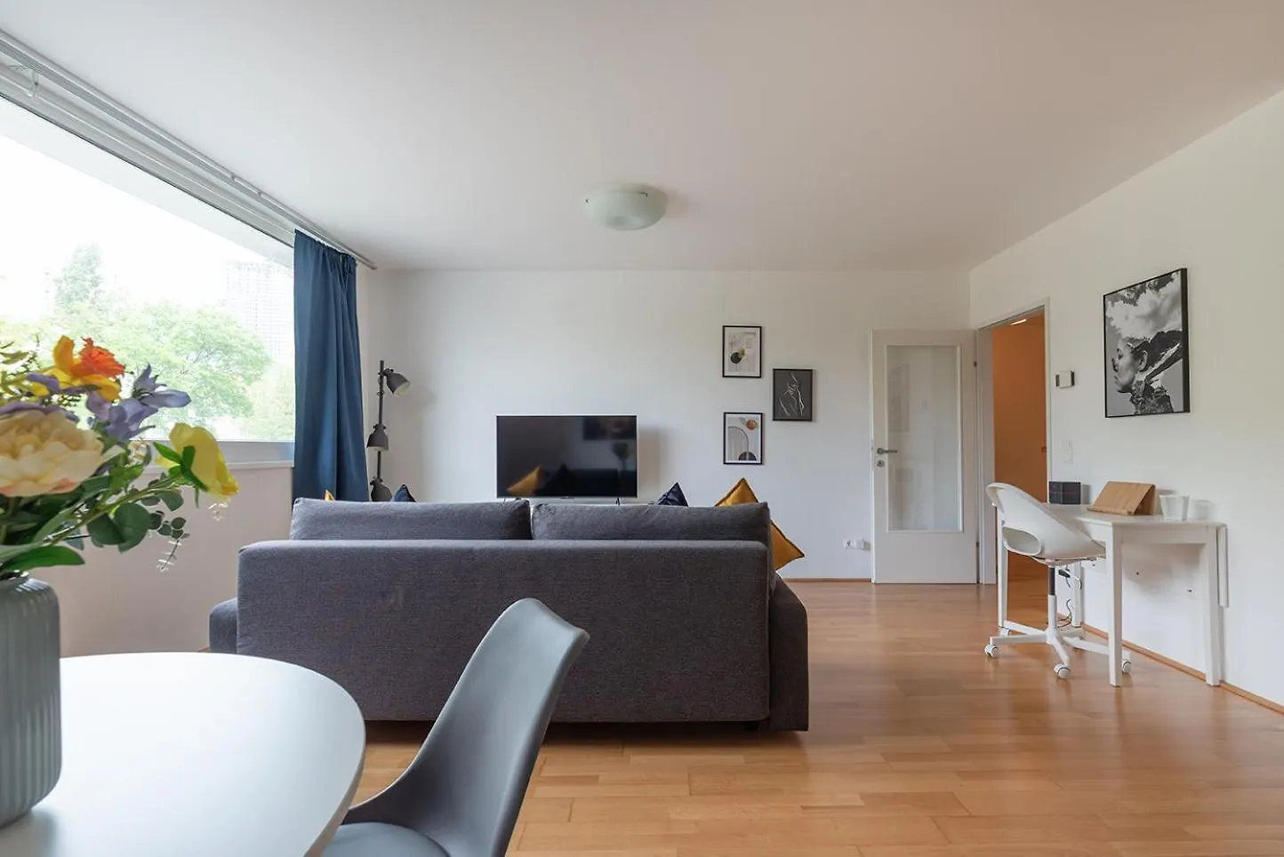 Apartment Between Old Danube And Danube Center - New, Quiet And Modern Vienna Austria