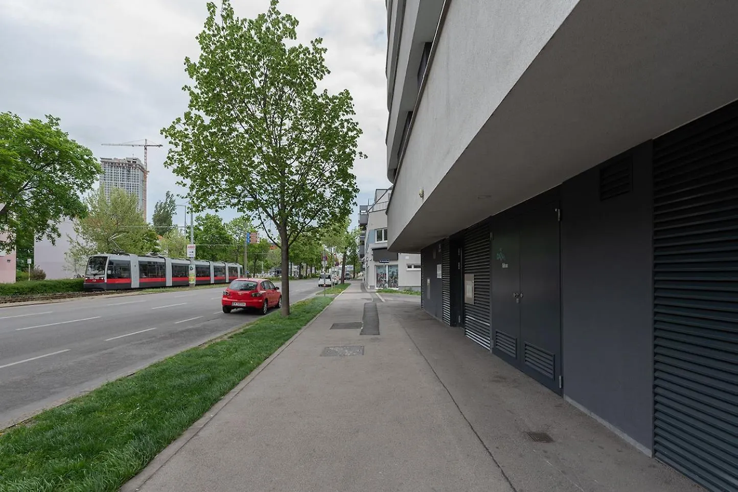 Apartament Between Old Danube And Danube Center - New, Quiet And Modern Wiedeń