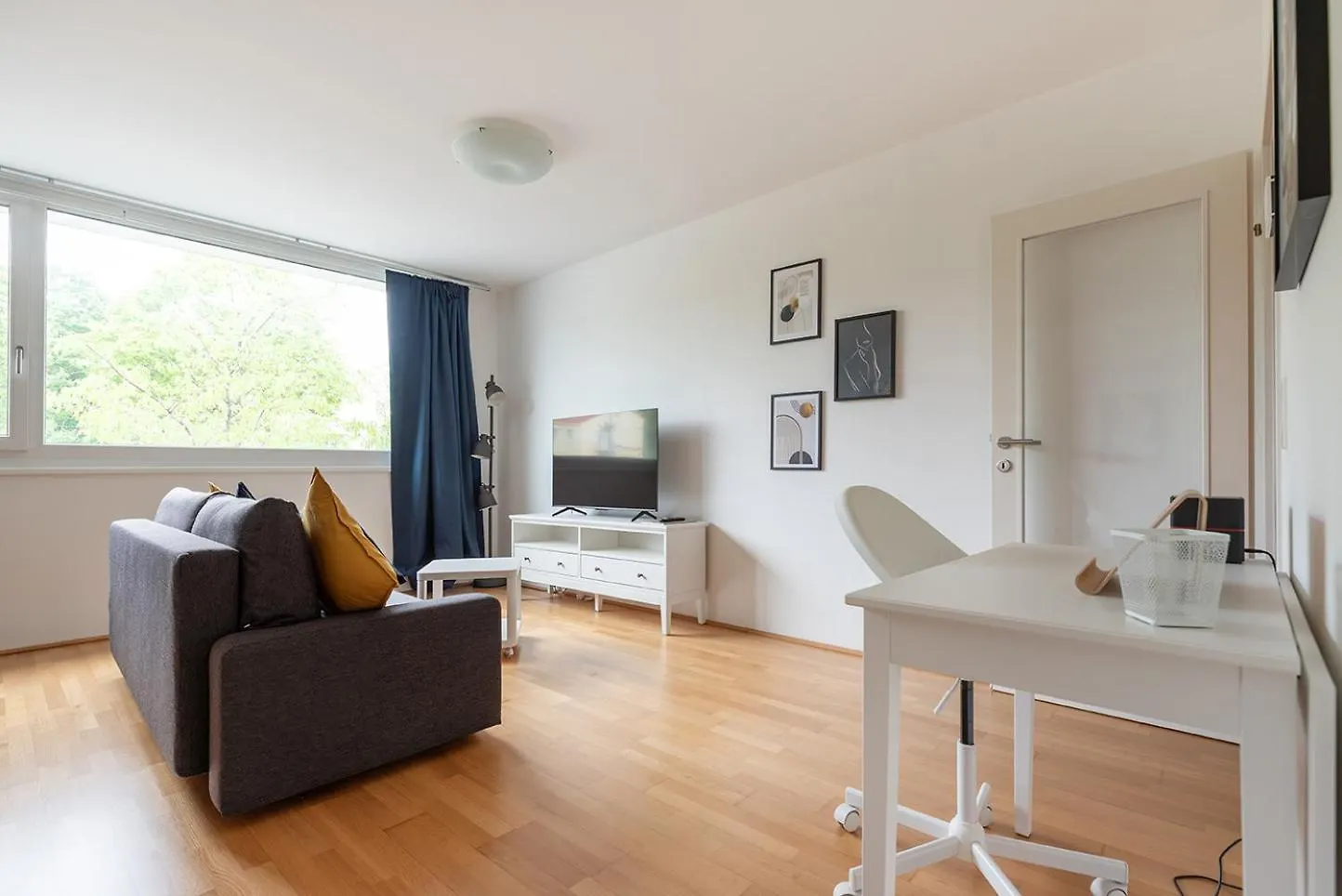Apartment Between Old Danube And Danube Center - New, Quiet And Modern Vienna Austria